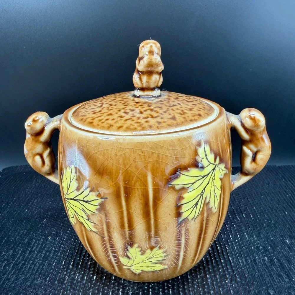 Vintage Shafford‎ 1951 Squirrel Maple Leaf Ceramic Sugar Bowl with Lid Brown VTG